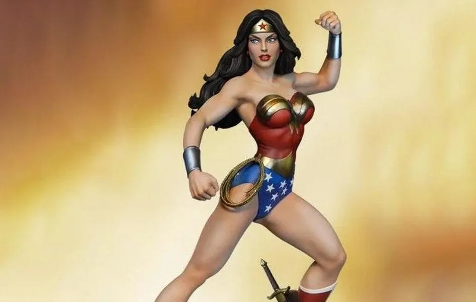 Wonder Woman Super Powers Maquette Statue EXCLUSIVE VERSION Mythology Art Vintage Toy