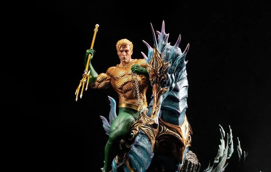 Sports Memorabilia Aquaman Rebirth 1/6 Scale Statue