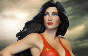 Super Powers Donna Troy Maquette Realistic Art Train Model