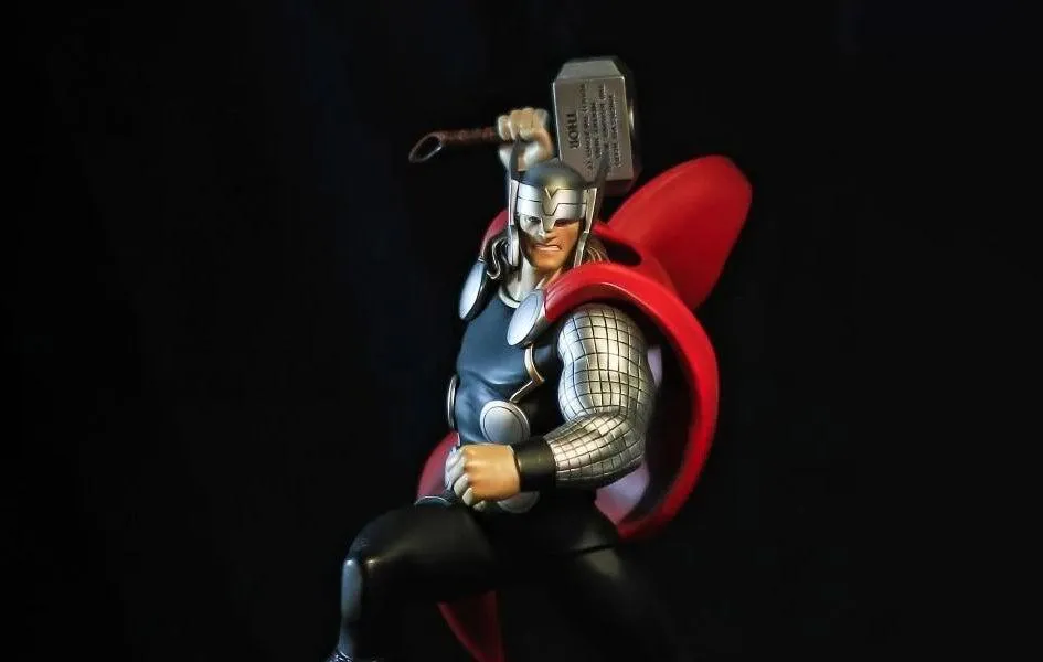 Non toxic Avengers Assemble THOR 1/6 Scale Statue by HMO & XM STUDIOS