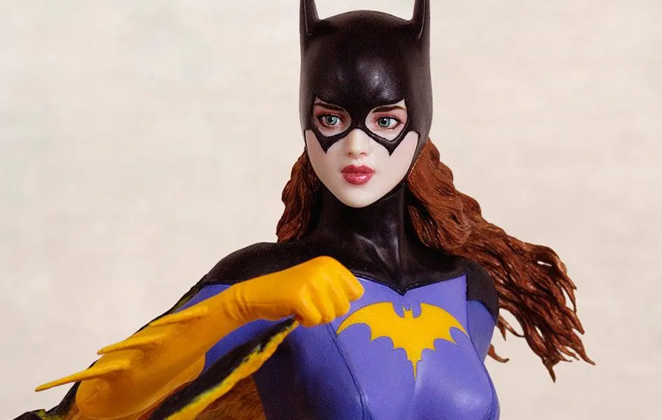 Batgirl Web Exclusive 1/6 Scale Statue Luis Royo by Yamato Art Series Wholesale Price