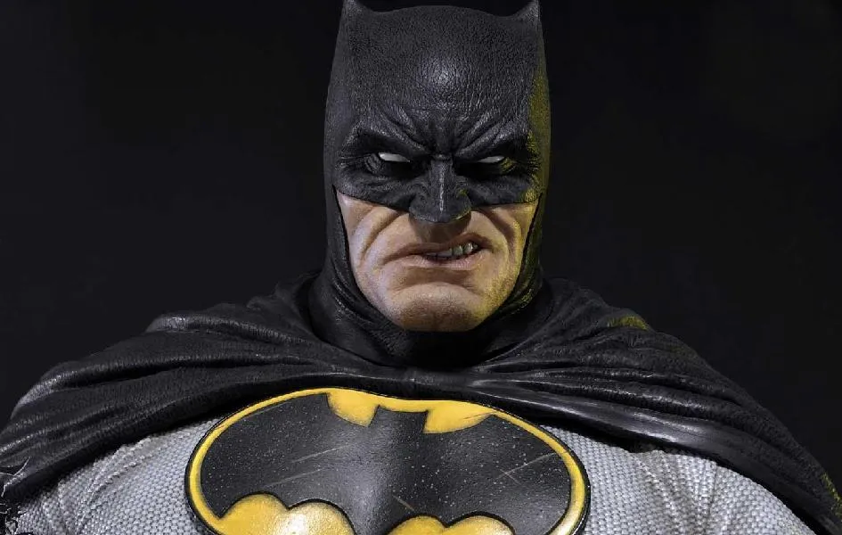 Vintage Toy Batman Dark Knight III - The Master Race Black Version 1/3 Scale Statue
