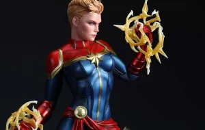 Designer Model Captain Marvel 1/4 Scale Premium Statue