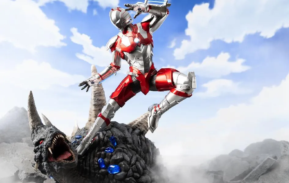 PVC Product Ultraman vs Black King 1/4 Scale Statue