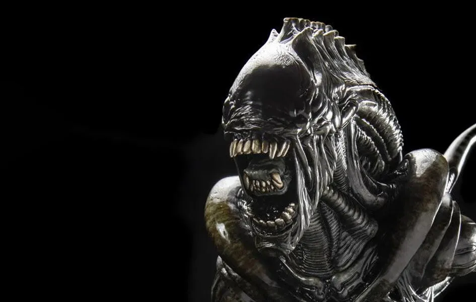 Superhero Creation Wood Carving Alien Warrior 1/3 Scale Statue