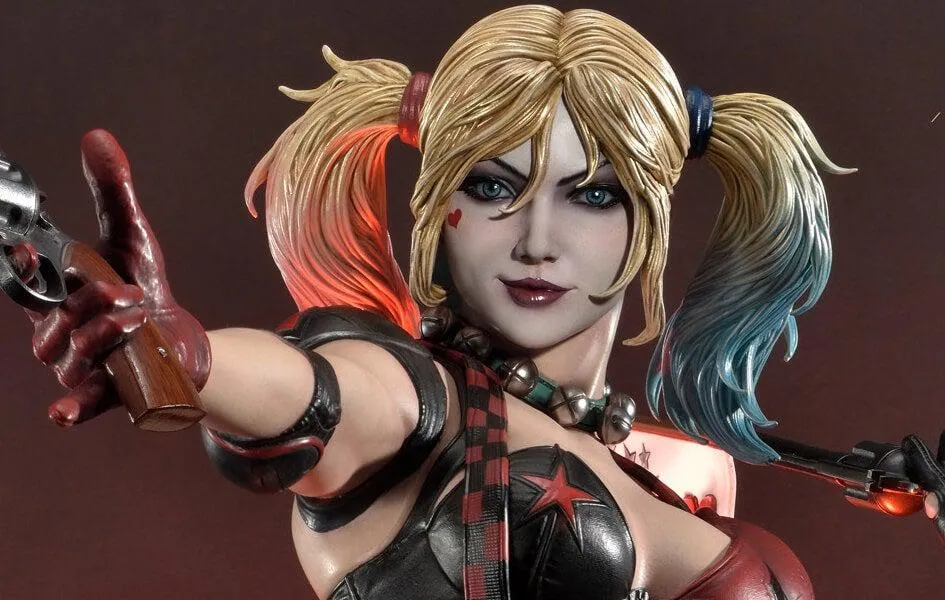 Harley Quinn (Regular Version) 1/3 Scale Statue Safe For Children