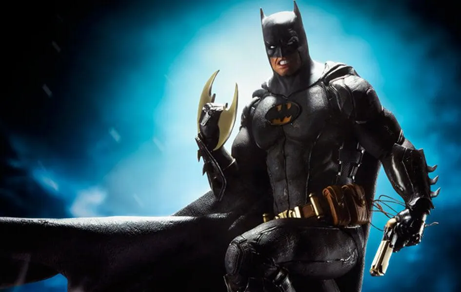 Batman (Black Edition) 1:3 Scale Statue Constant Companion