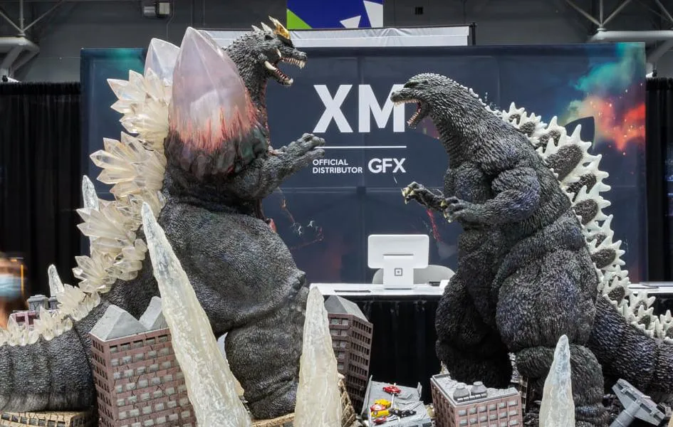 Fantasy Statue Modern Icon Godzilla vs Space Godzilla 1994 Premium Statue Set