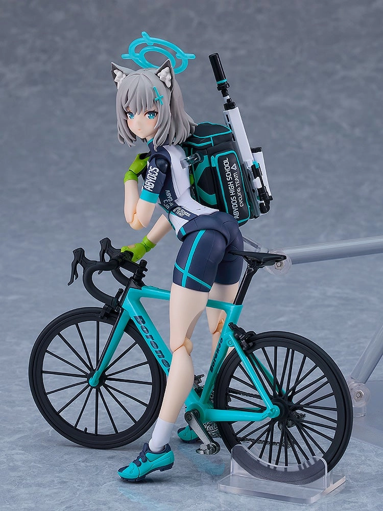 figma Shiroko Sunaookami (Cycling) DX Edition Chase Variant Character Decor