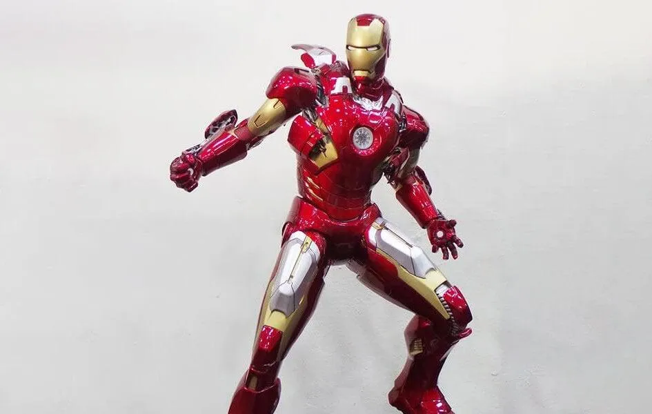 IRON MAN Mark VII 1/4 Scale Statue - DISPLAYED Loyal Friend Game Merchandise