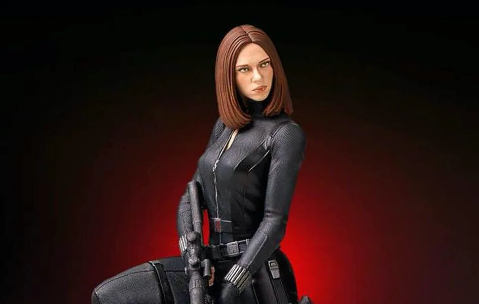 Black Widow Collectors Gallery 9" Statue Limited Unit