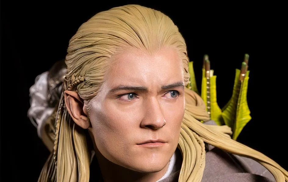 Gift Guide Vinyl Showcase Legolas Greenleaf 1/2 Scale Premium Statue - Polystone