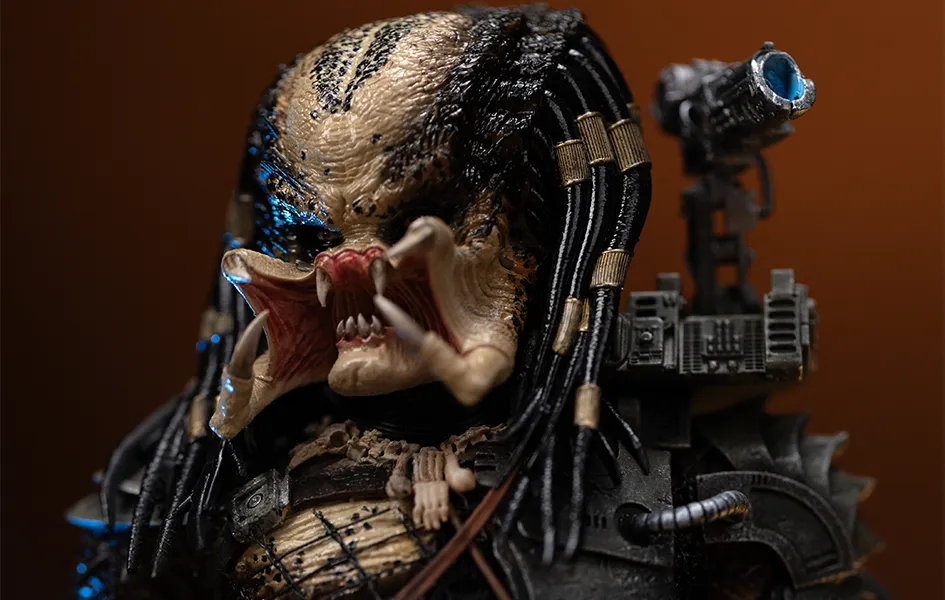 Miniature Showcase Hand Sculpted Predator - Jungle Hunter Art Scale 1/10