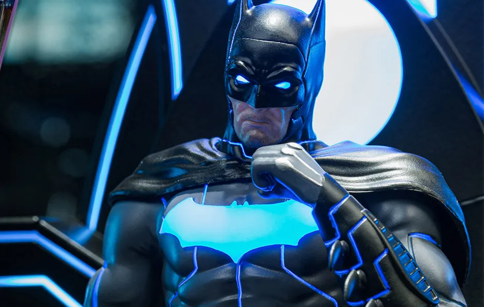 Batman and Mobius Chair 1/10 Scale Statue Grand Prize