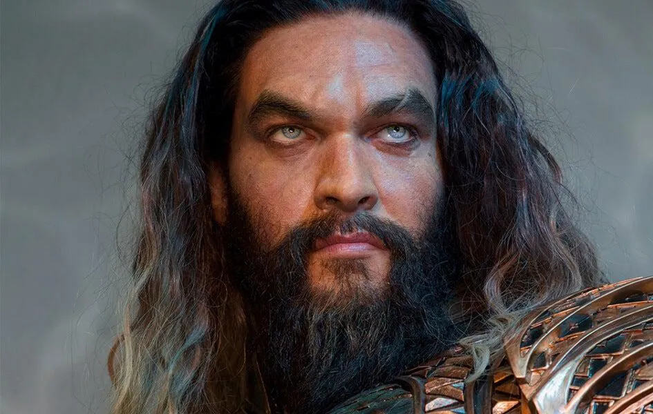 Justice League: Aquaman Lifesize 1:1 Bust Limited Collectible Monochrome Design