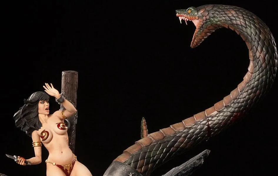 Established Maker Snake Diorama with Slave Girl 1/4 Scale EXCLUSIVE by ARH Studios