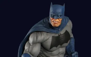 Dark Knight 1/6 Scale Batman Maquette Movie Article
