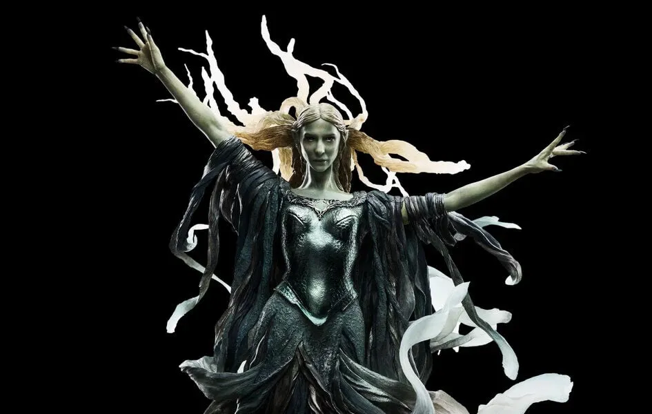 Galadriel, Dark Queen Statue Dorm Room Robot Decor