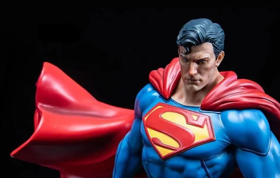 Bookshelf Accent Superman Rebirth 1/6 Scale Statue