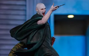 Voldemort and Nagini - Harry Potter - Legacy Replica 1/4 Movie Model Anime Series