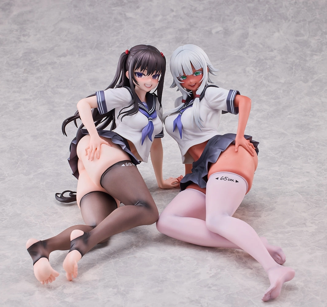 World Where the Thickness of a Girl's Thighs is Equal to Her Social Status Raura Aiza & Iroha Shishikura 1/5 Scale Figure Premium Art