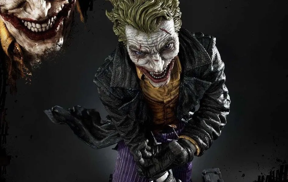 Urban Vinyl Award Winner Joker 1/3 Scale Statue Deluxe Version (Lee Bermejo)